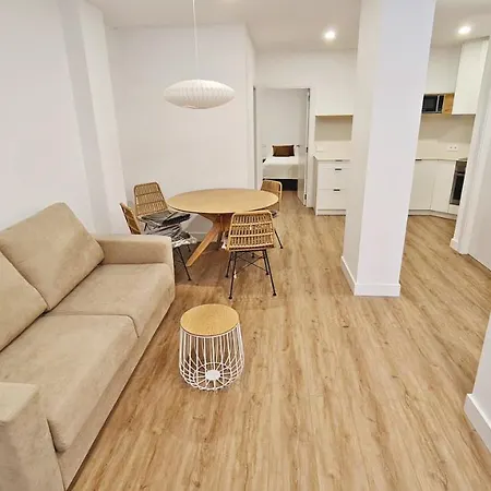 Br Silgar アパート