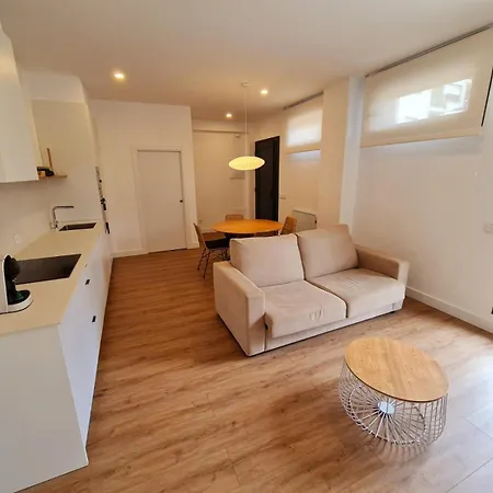 Br Silgar アパート *